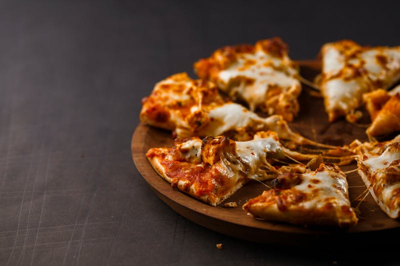 BBQ chicken punch pizza with smoked gouda